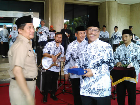 Pencarian PGRI Bantaeng - Persatuan Guru Republik Indonesia Cabang Bantaeng